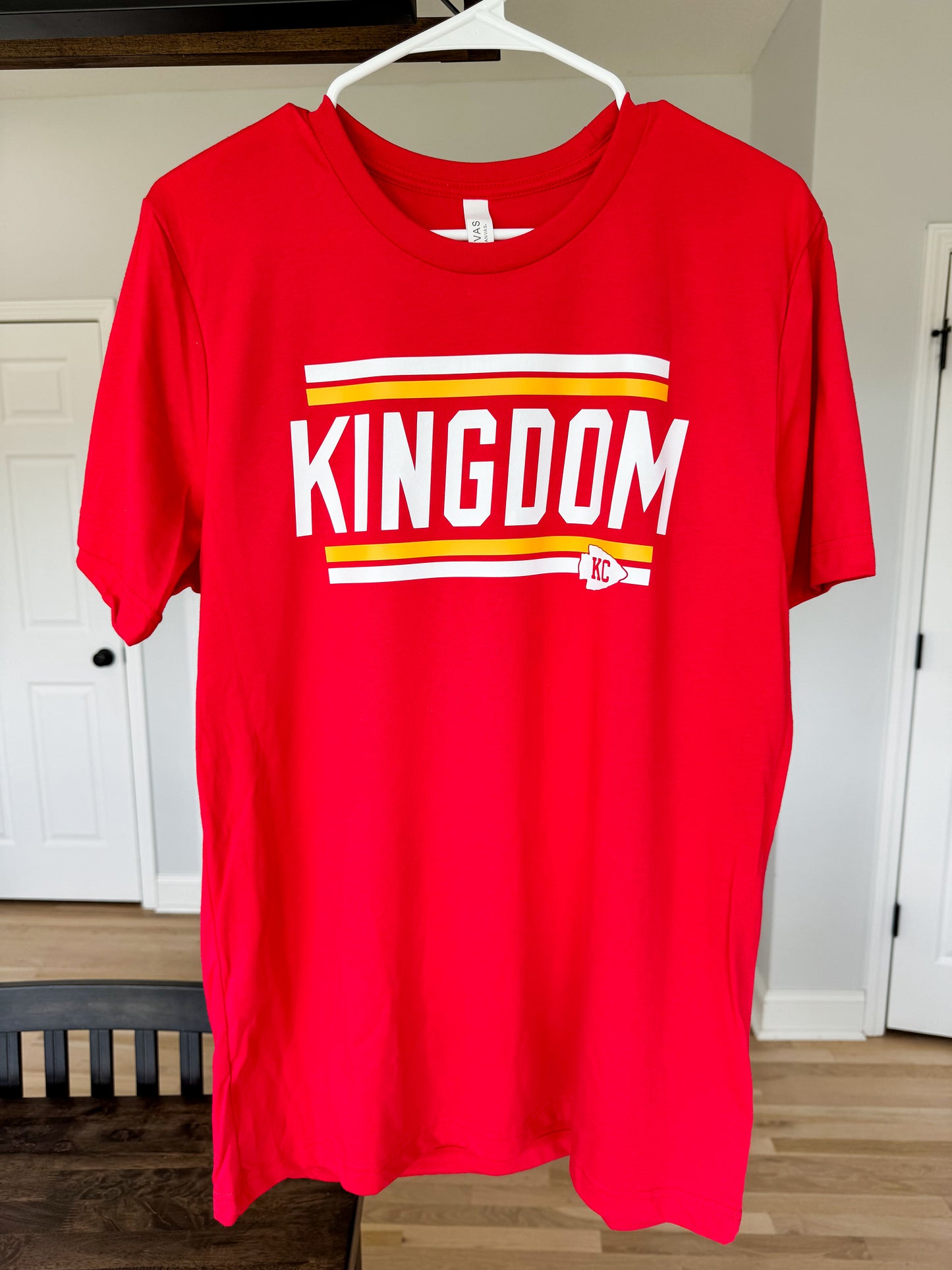 Kingdom tee- red